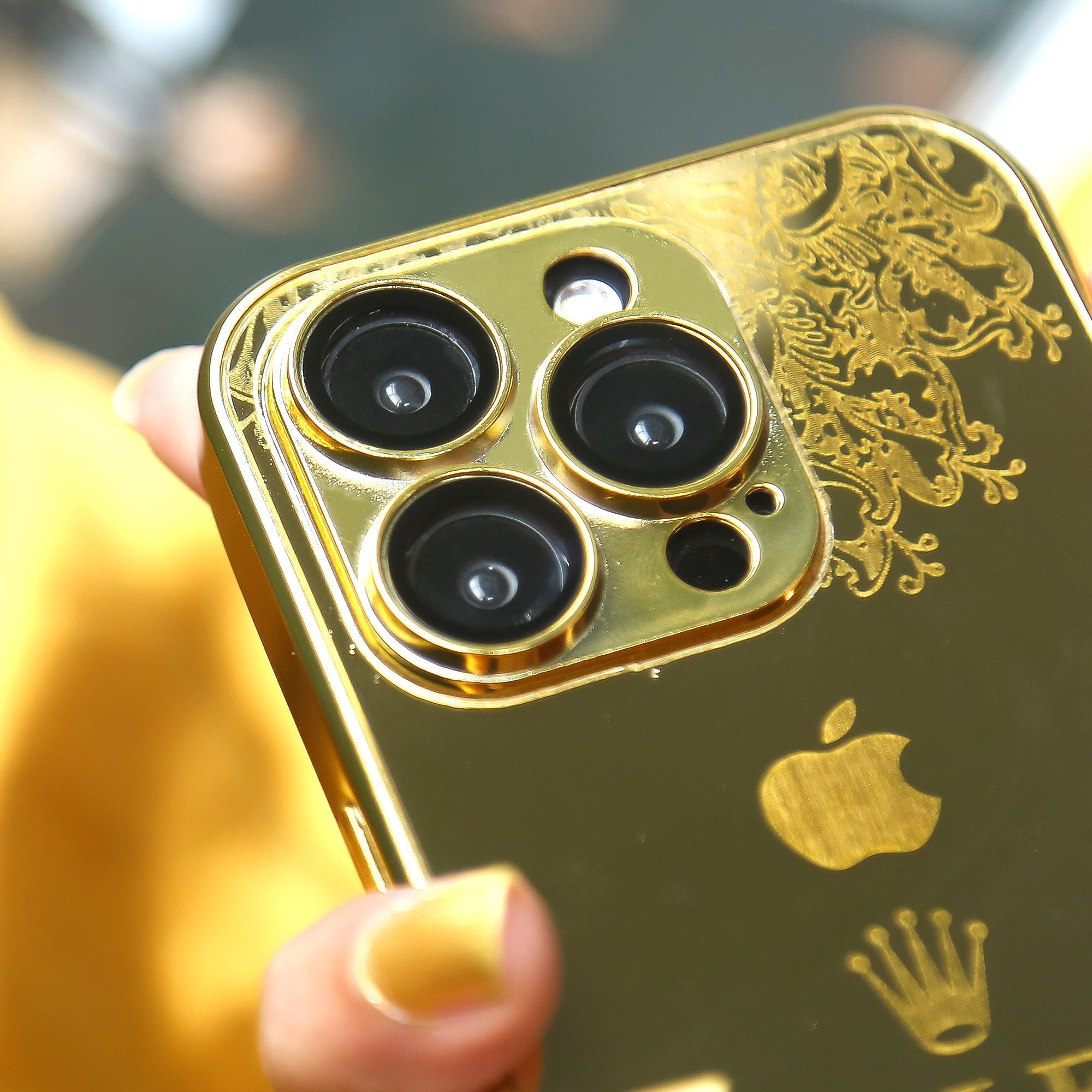 Crafted Gold Luxurious Camera Protective Case - iPhone