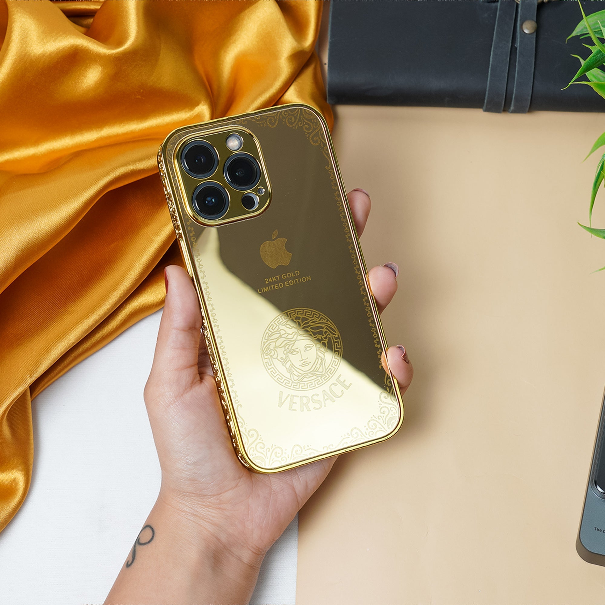 Crafted Gold Luxurious Camera Protective Case - iPhone